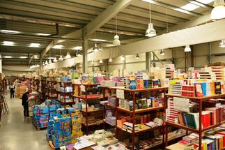 Libris.ro invests 3 million euros in a new book warehouse