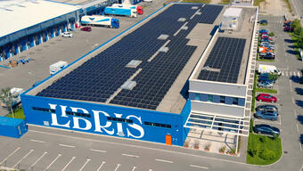 Green warehouse: Romanian online book retailer Libris invests in PV panels and becomes energy independent