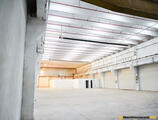 Warehouses to let in Vantage Industrial Park