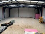 Warehouses to let in One storage Hub