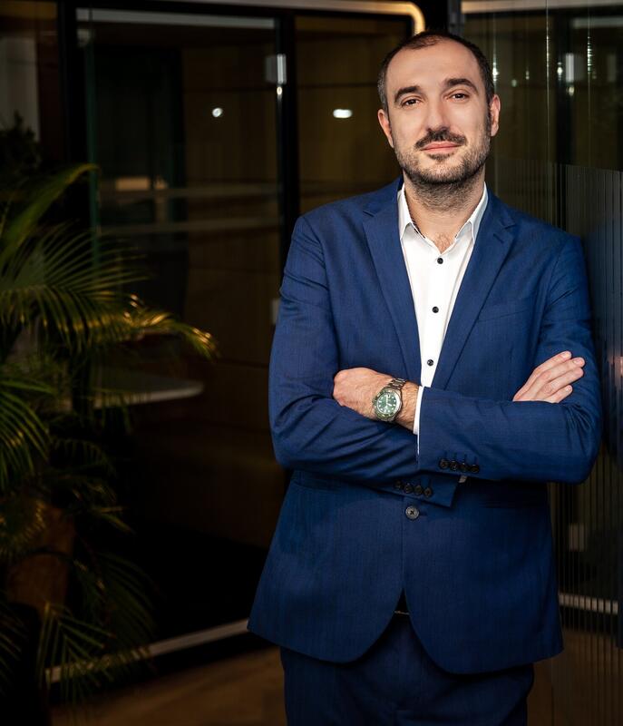 How can industrial parks become a recruitment magnet?