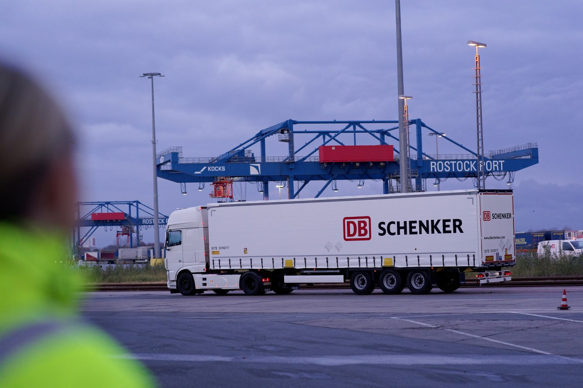 DB Schenker has signed with Olympian Parks for 5,000 sqm in the Olympian Parks Cluj logistics park DB Schenker has signed with Olympian Parks for 5,000 sqm in the Olympian Parks Cluj logistics park