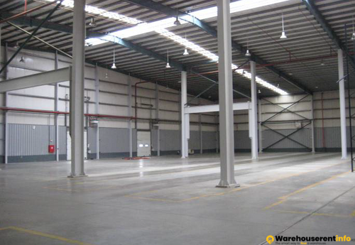 Warehouses to let in Atlas Business Center