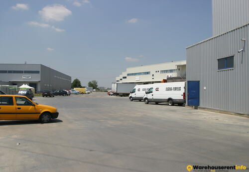 Warehouses to let in Apollo Center Logistic Park