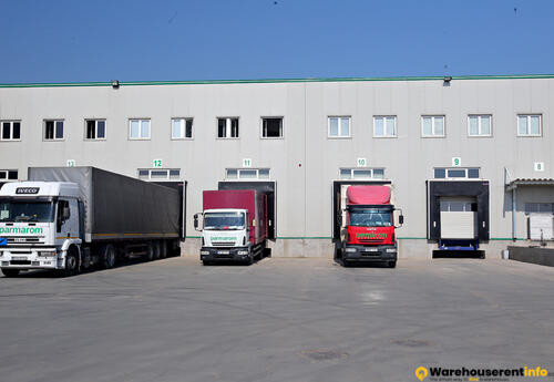 Warehouses to let in Parmarom Logistic Center