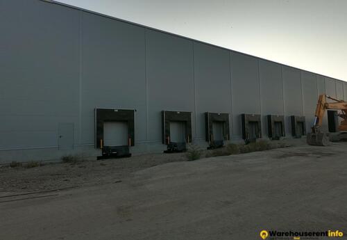 D4 Building (12,000m2) YEAR: 2020