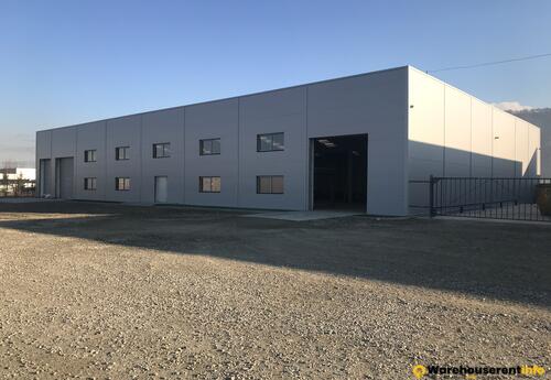 Warehouses to let in EURO PARK