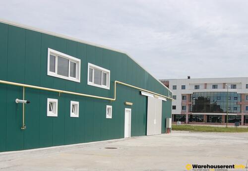 Warehouses to let in Hit Park