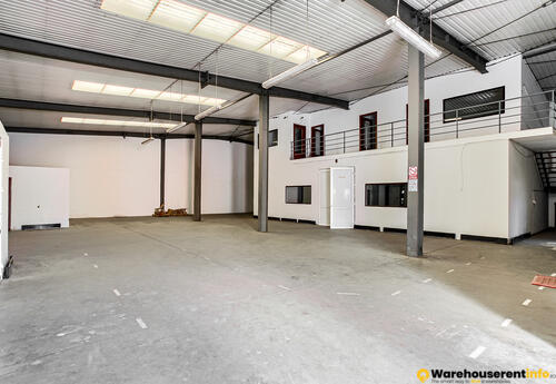Warehouses to let in Închiriere Hală de Depozitare și Producție 627 mp Arad