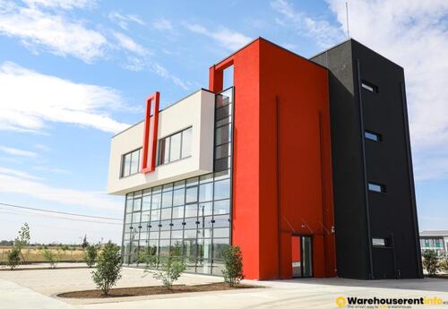 Warehouses to let in L.T. Business Center