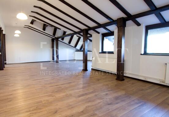 Rent house, villa 7 rooms | Individual, Renovated, Courtyard | Pipera field