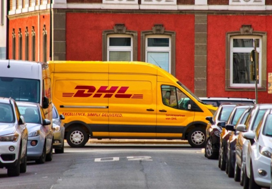 CEE e-commerce demands drive need for advanced warehouse & logistics space