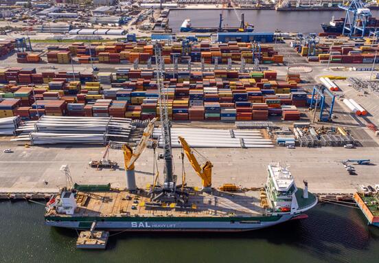 CSCT completes the new multimodal terminal covering approximately 12 hectares at Constanța South Port, with support from the 2014-2020 Large Infrastructure Operational Program and the 2021-2027 Transport Program.